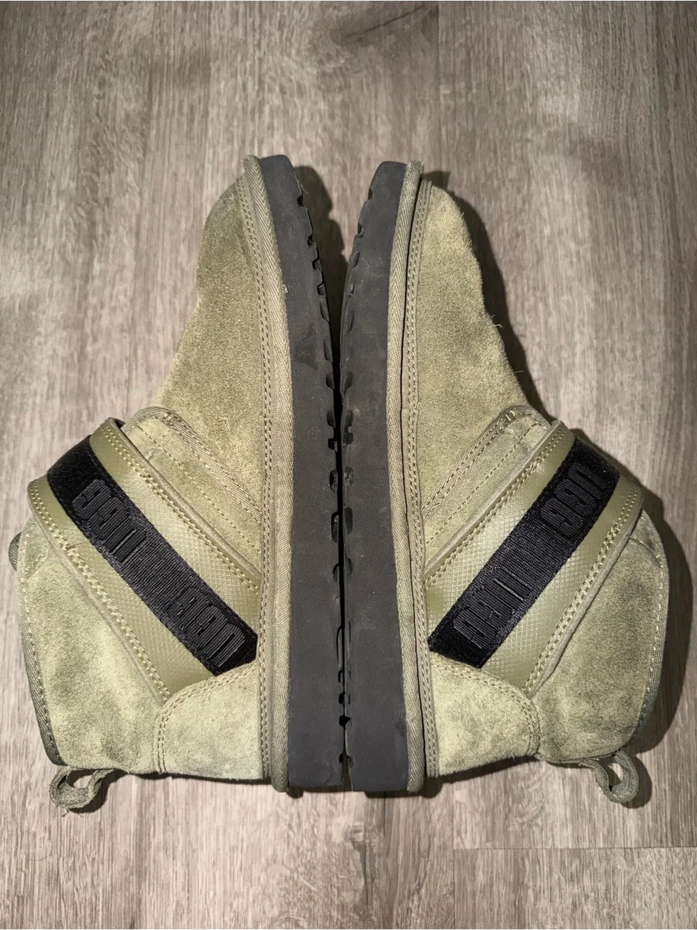 UGG Neumel SnapBack boots men’s size 10